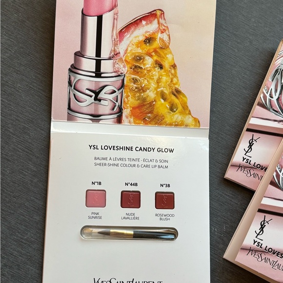 Yves Saint Laurent 3 Lip Gloss samples - Picture 3 of 4